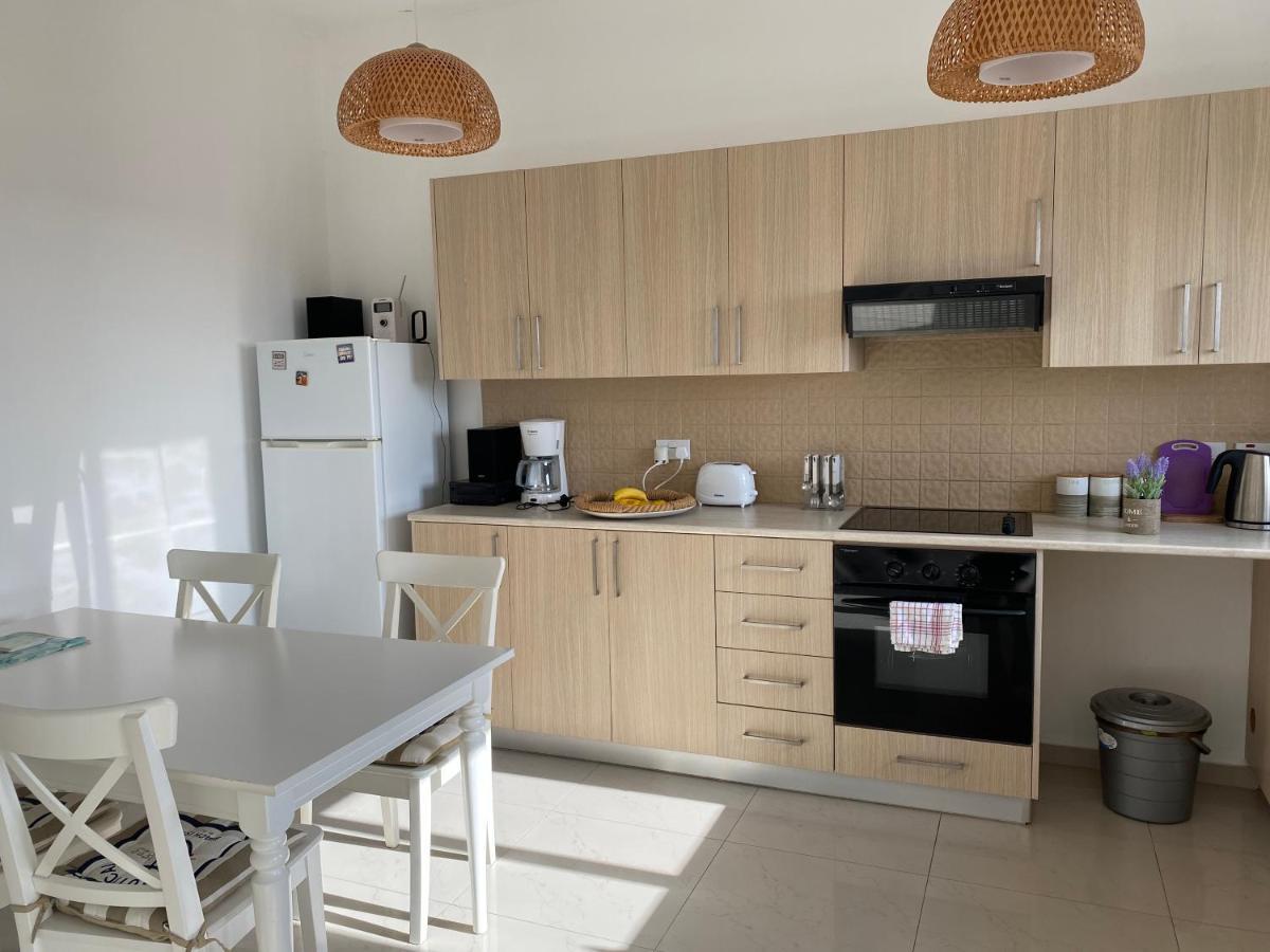 Two Bedroom Duplex :Mountain And Sea View Larnaca Exteriér fotografie