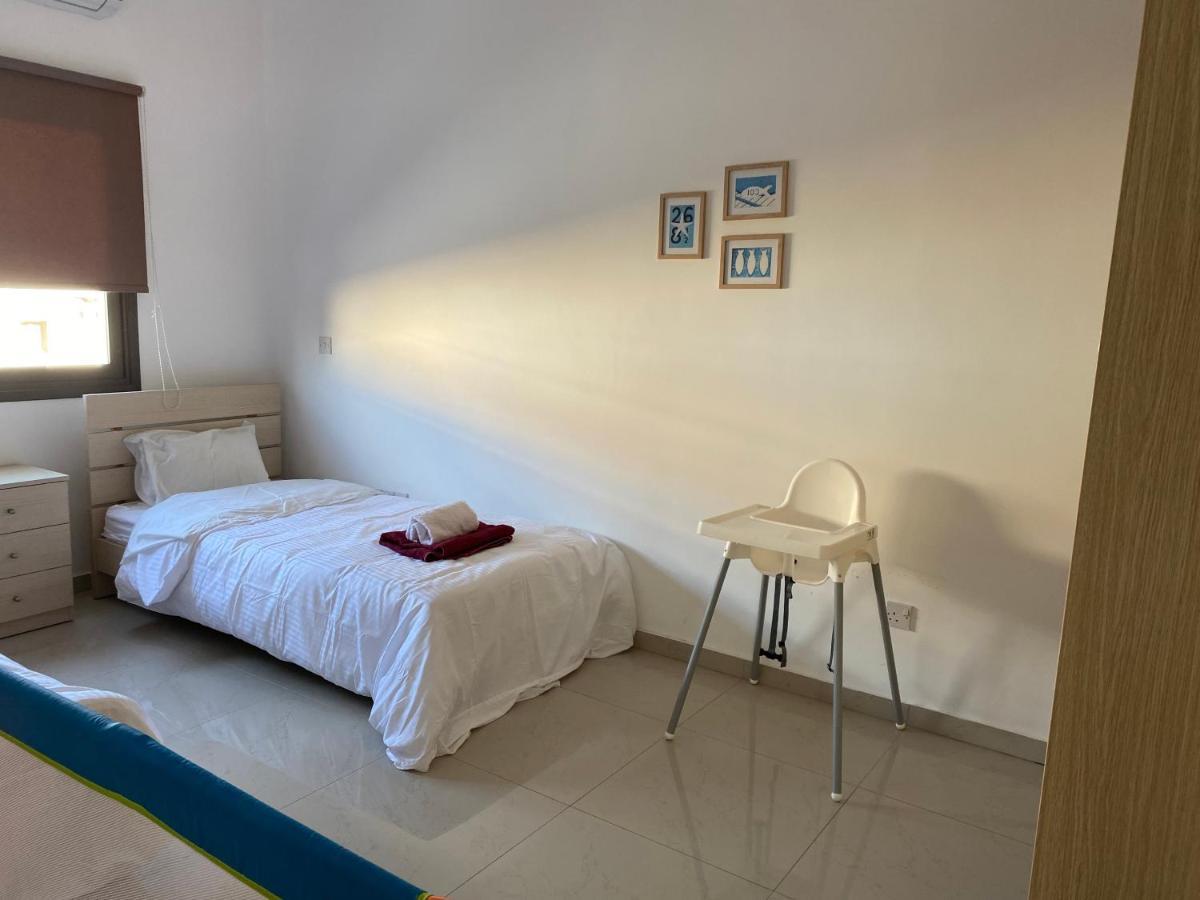 Two Bedroom Duplex :Mountain And Sea View Larnaca Exteriér fotografie