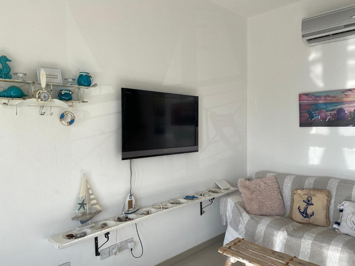 Two Bedroom Duplex :Mountain And Sea View Larnaca Exteriér fotografie